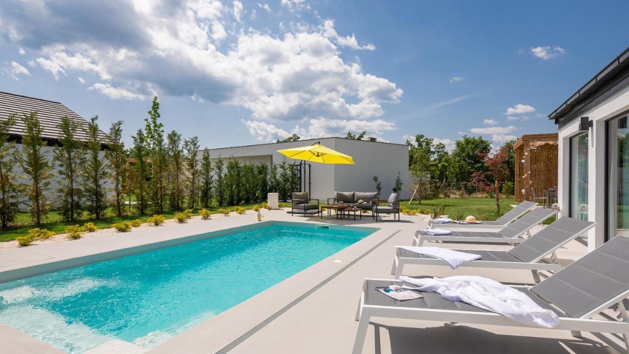 Bandelli Villas Oklaj Extérieur photo