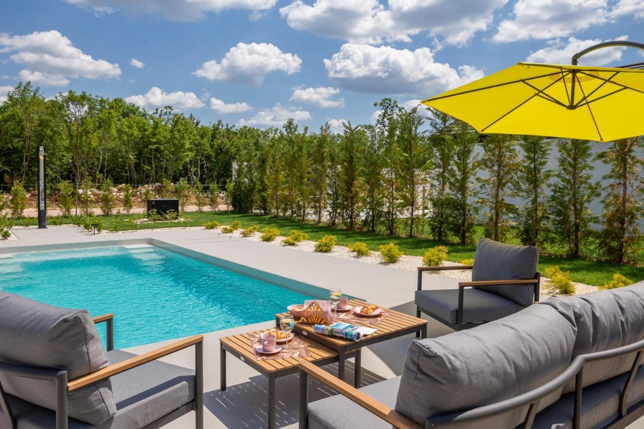 Bandelli Villas Oklaj Extérieur photo