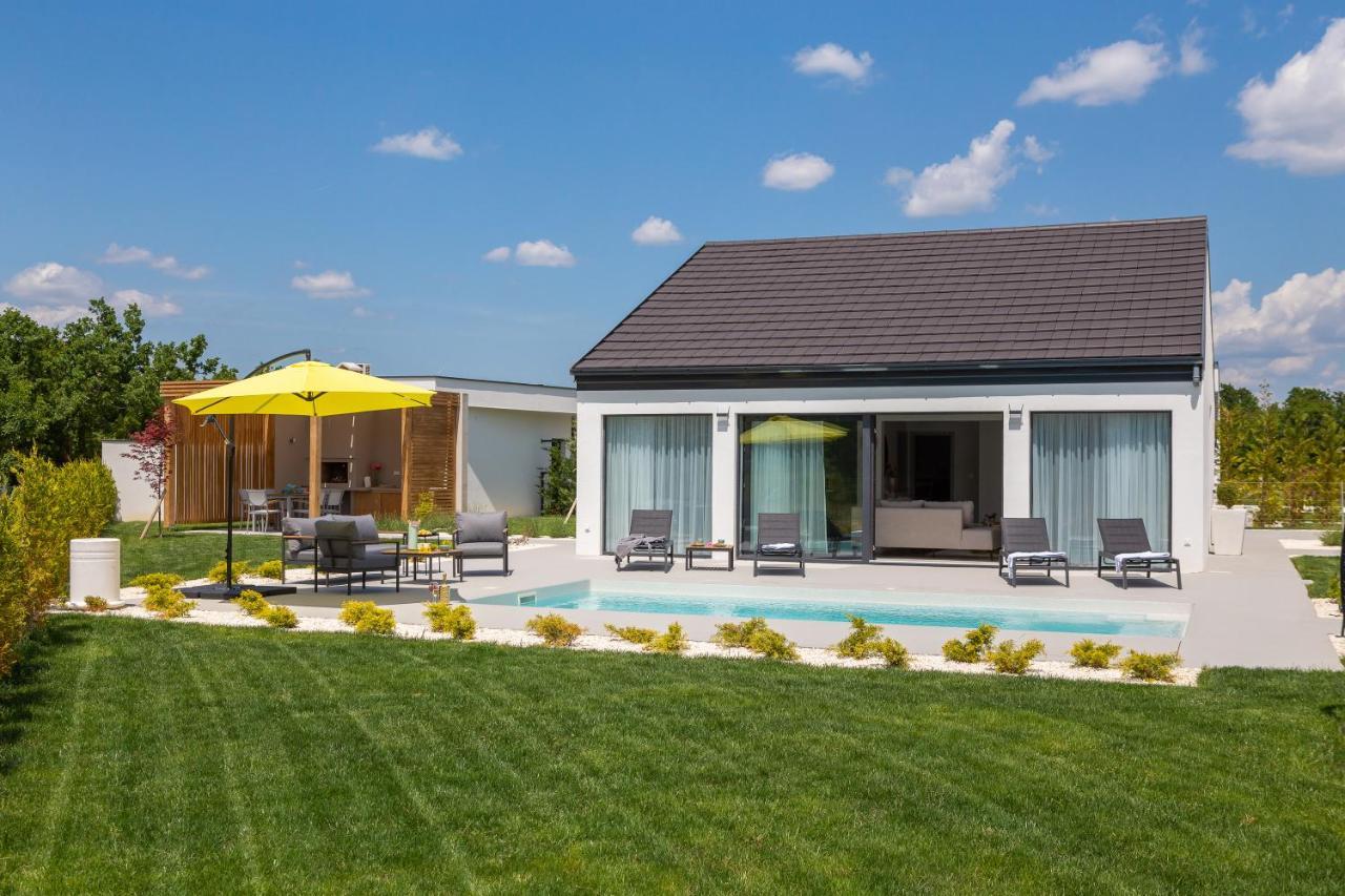 Bandelli Villas Oklaj Extérieur photo