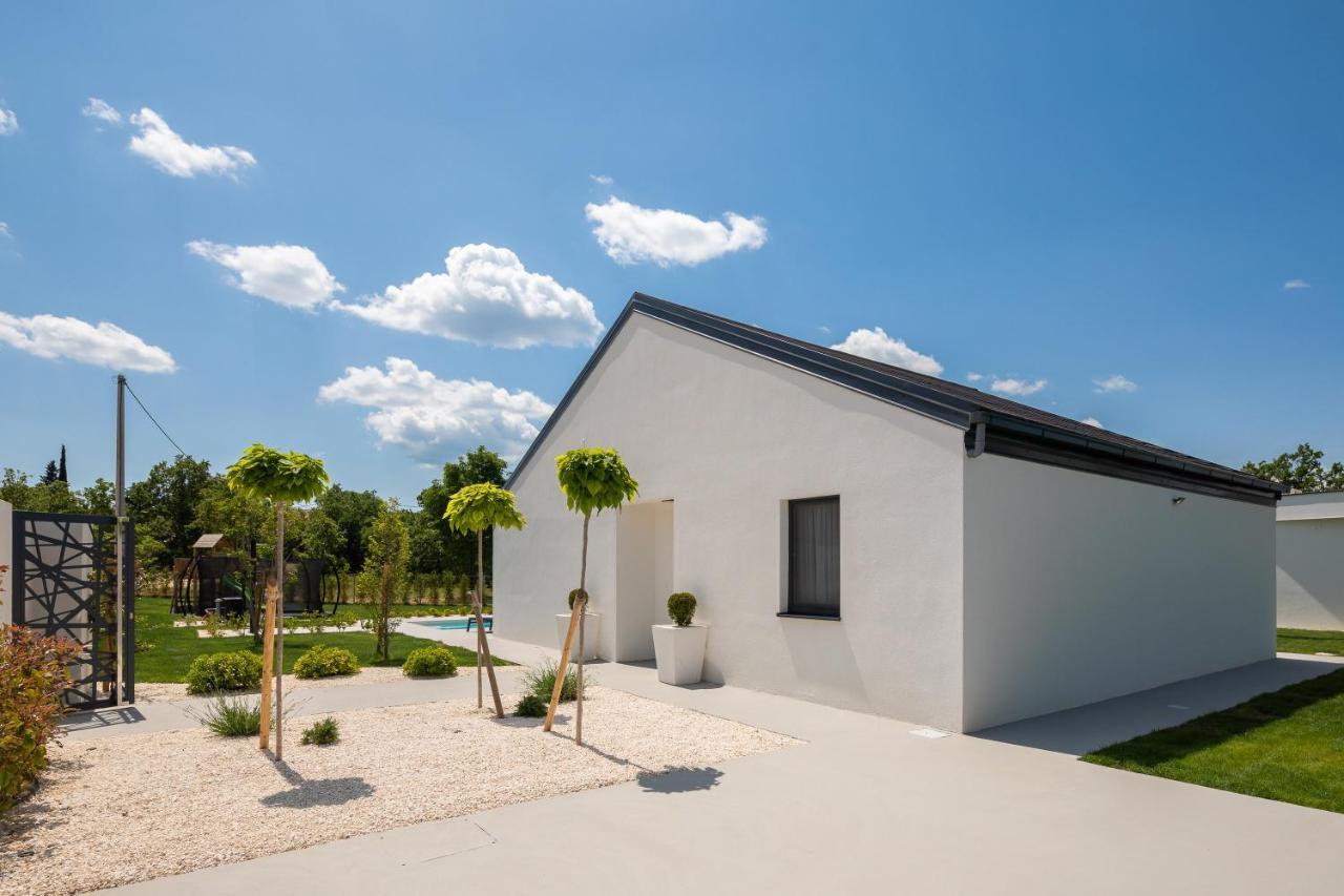 Bandelli Villas Oklaj Extérieur photo