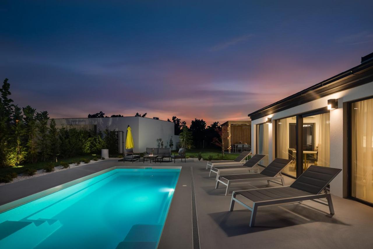 Bandelli Villas Oklaj Extérieur photo