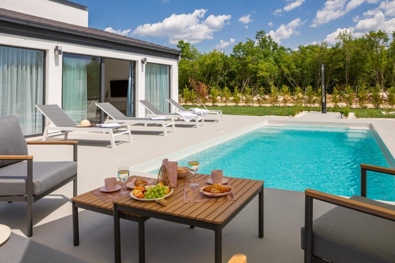 Bandelli Villas Oklaj Extérieur photo