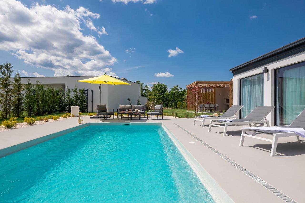 Bandelli Villas Oklaj Extérieur photo