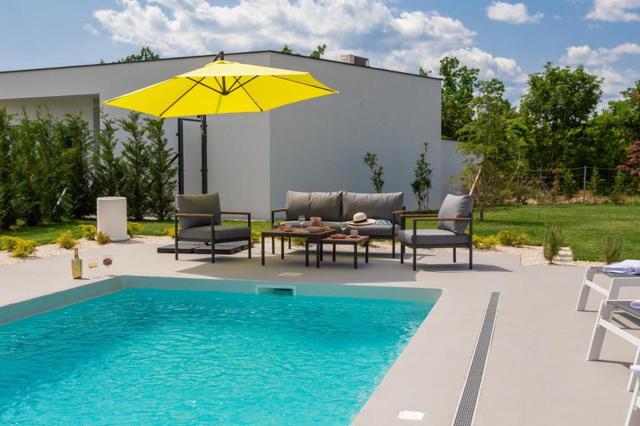 Bandelli Villas Oklaj Extérieur photo